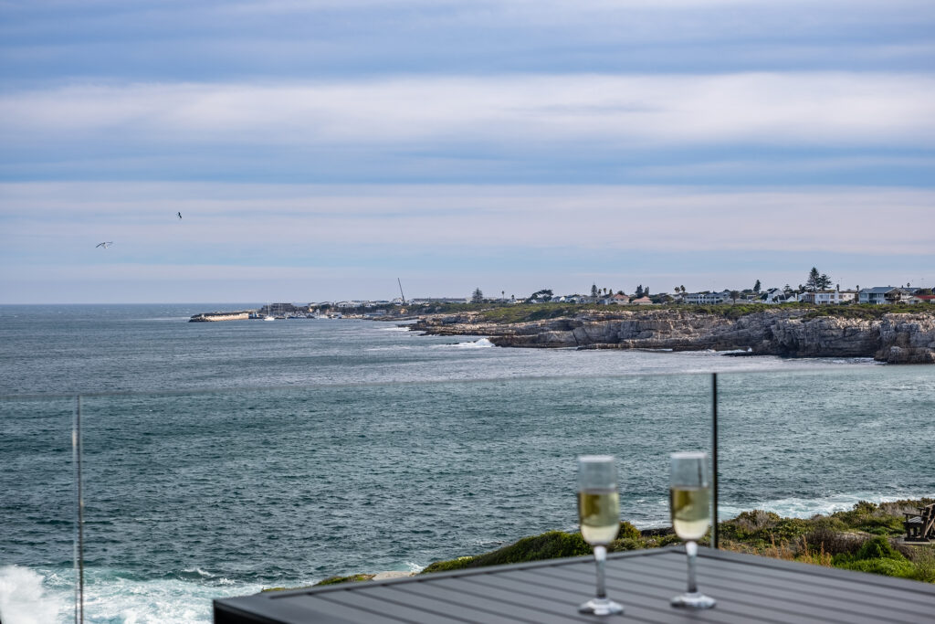 Hermanus Beachfront - Sea View